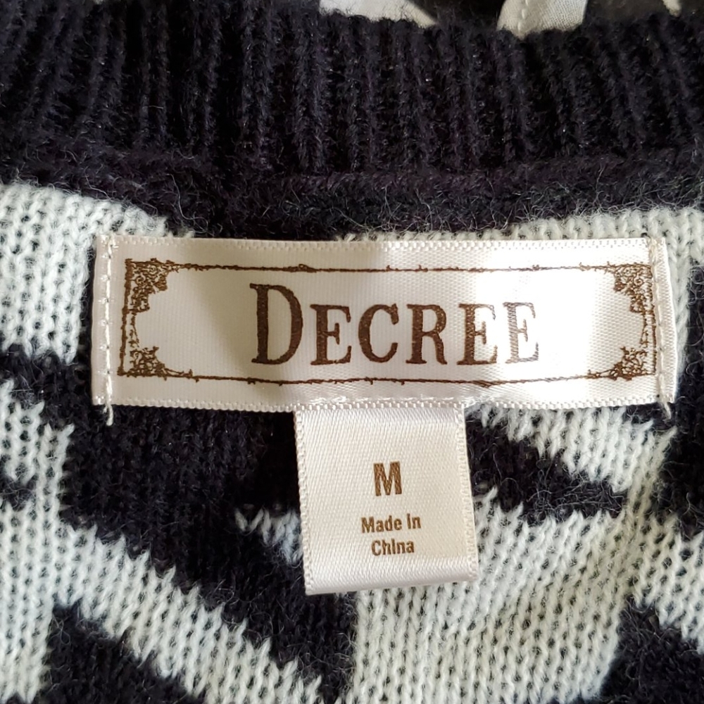 Decree- patterned sweater - Picture 3 of 5